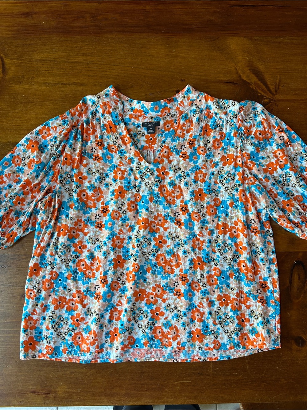 Ann Taylor Floral V‑Neck Blouse in Orange & Turquoise